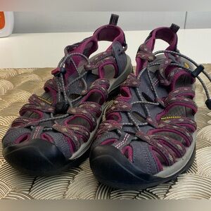 Keen Women's Charcoal and Magenta Sandals